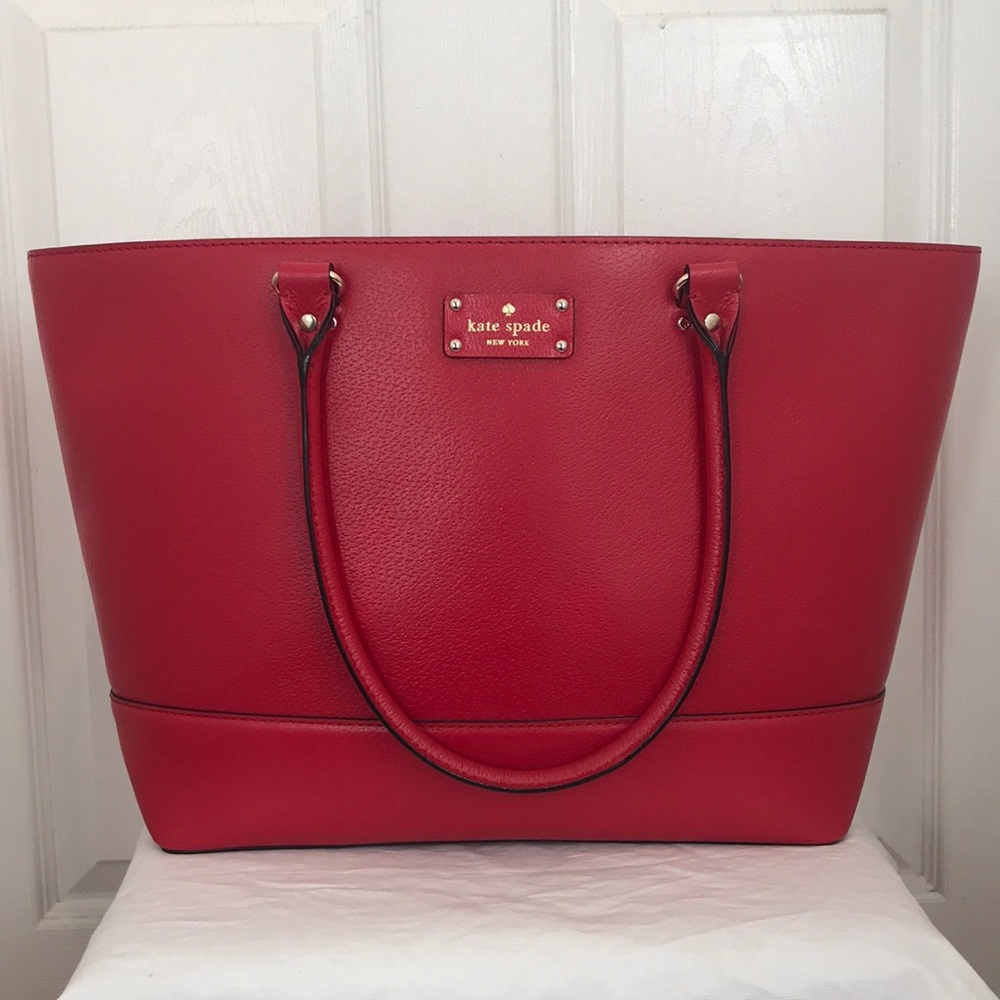 Kate Spade extra large purse 🌹